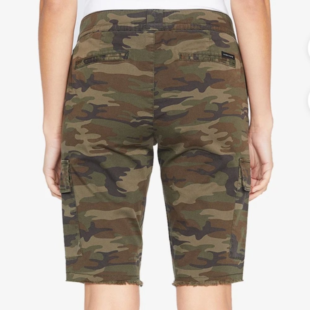 Sanctuary Commander Bermuda Short Little Hero Camo - Picture 2 of 11